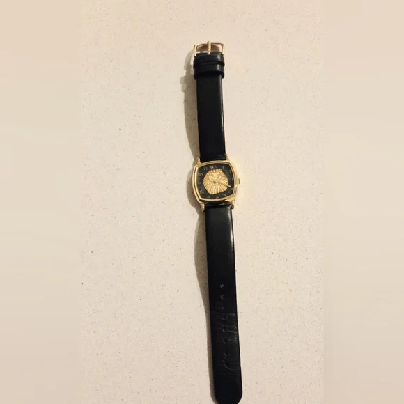 Lion King Watch - Picture 3 of 3